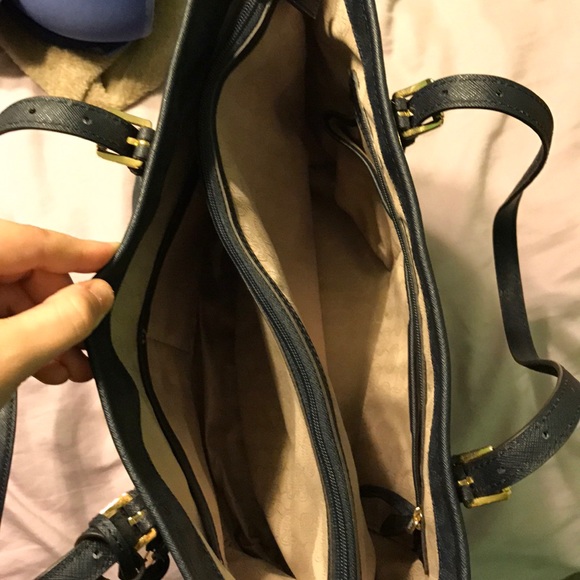 Michael Kors Jet Set Medium Top Zip Snap Tote - Picture 3 of 8